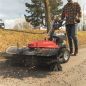 Preview: Scheppach Kehrmaschine Benzin 100cm Laubsammler Schneeschieber 3in1 SET SC2200PE Radantrieb|Stollenreifen|E-Start|4 Gänge|4,9PS