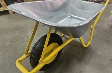 Matrix Schubkarre Profi 100l 250kg Luftrad gelb mit Bodenblech *Gebraucht* 