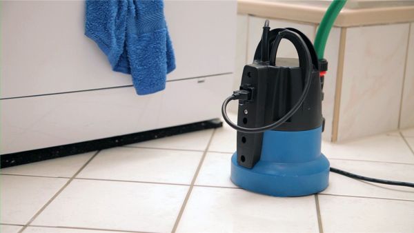 GÜDE Flachsaugerpumpe GFS 401 S Bewässerungspumpe Wasserpumpe 7000 l/h 400W 