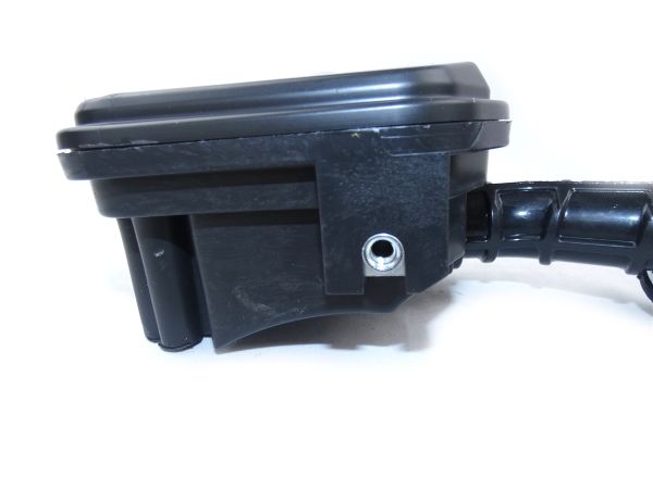 MATRIX Ersatzteil Luftfiltergehäuse für Stromerzeuger Generator PG 2000i-USB 