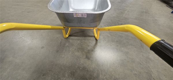 Matrix Schubkarre Profi 100l 250kg Luftrad gelb mit Bodenblech *Gebraucht* 