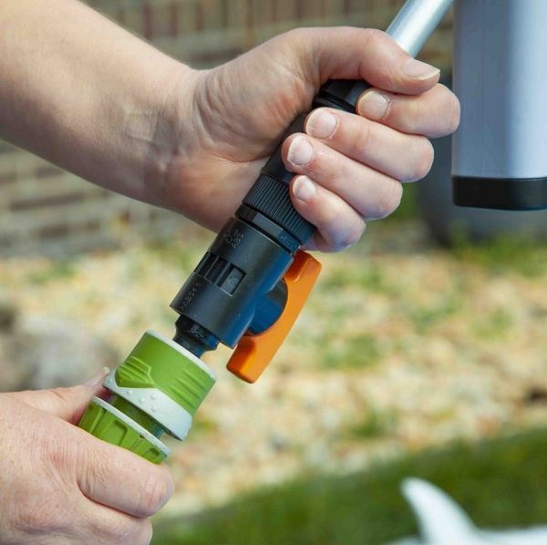 Batavia Akku Regenfasspumpe Wasserpumpe Regentonnepumpe 12V inkl. Akku u. Ladeg.