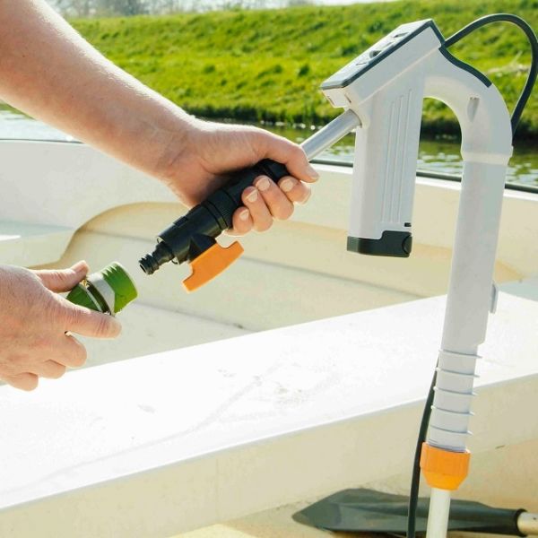 Batavia Akku Regenfasspumpe Wasserpumpe Regentonnepumpe 12V inkl. Akku u. Ladeg.